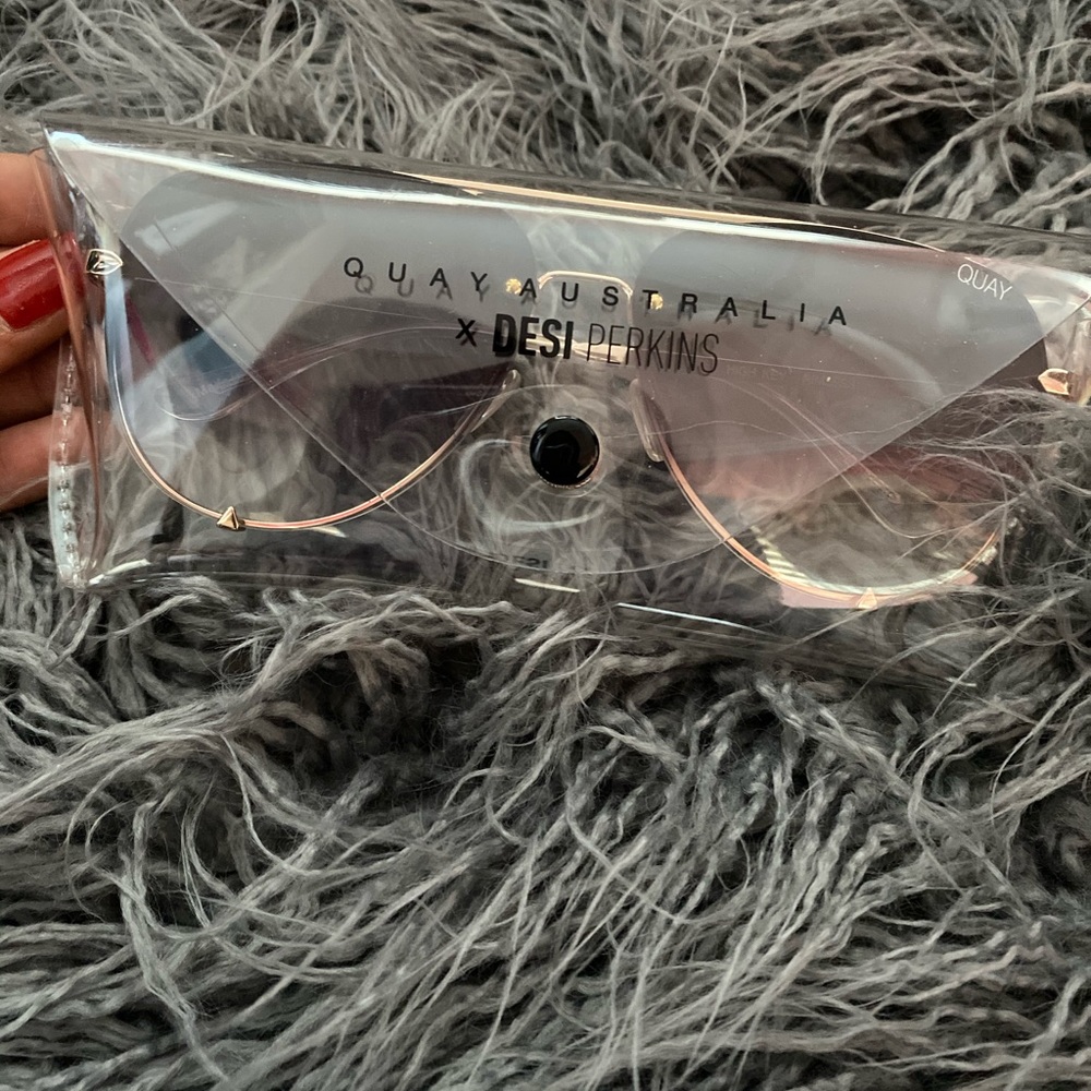 DESI PERKINS QUAY SUNGLASSES